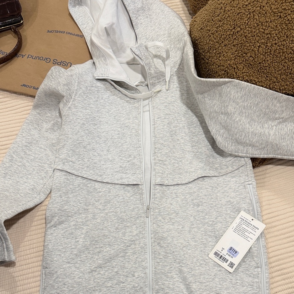 Lululemon  long horizon hoodie